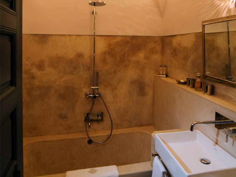 Yasmina Bathroom