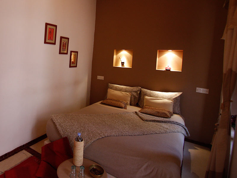 Rmane Bedroom