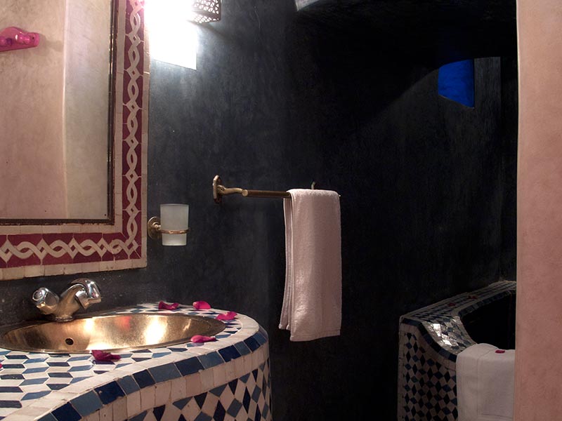Indian Pink Suite