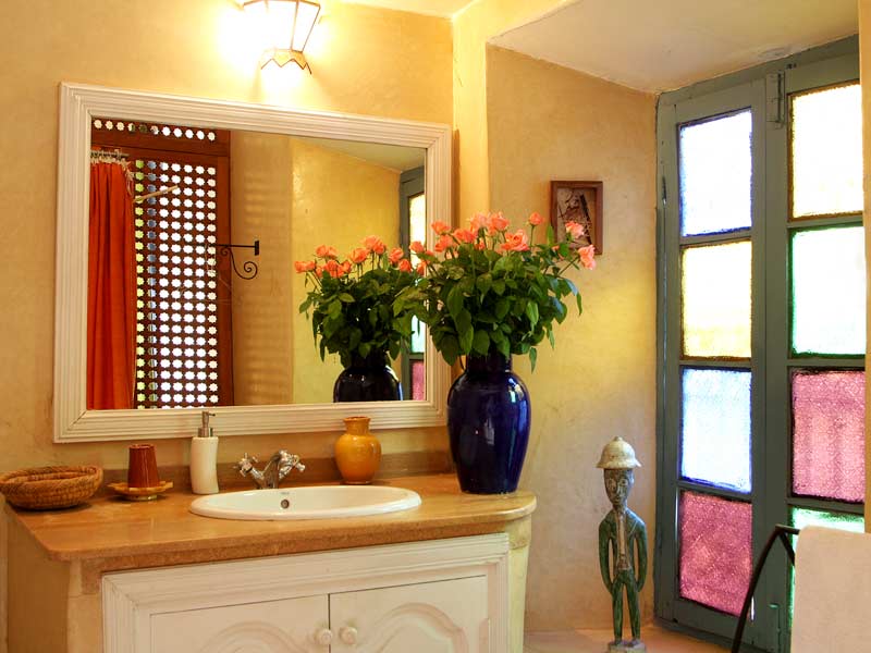 Sand Bathroom