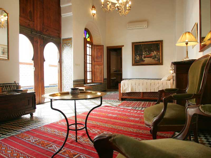 Merinides Living Room