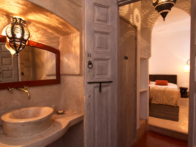 Sand Bathroom