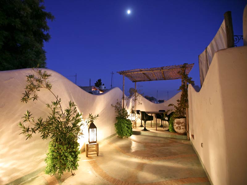 Terrace Douiria