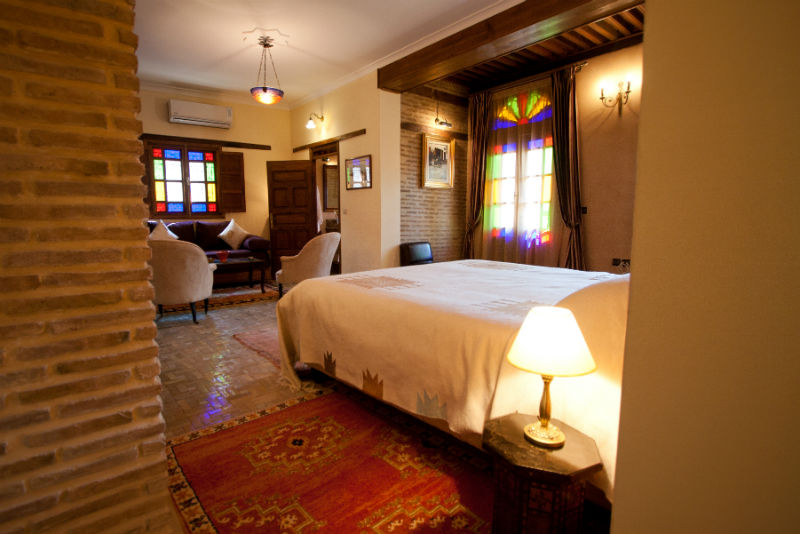 Aubergine Lounge