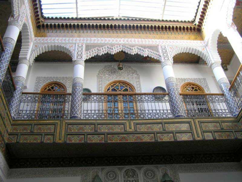 Central walkway