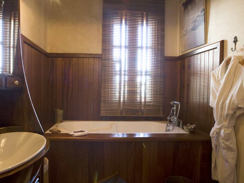 Avel mÔr Bathroom