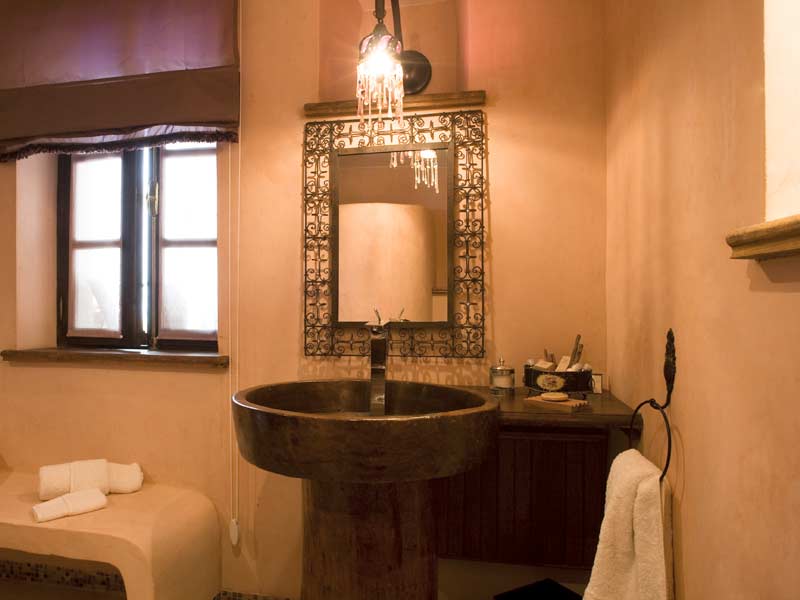 Ôrient Bathroom
