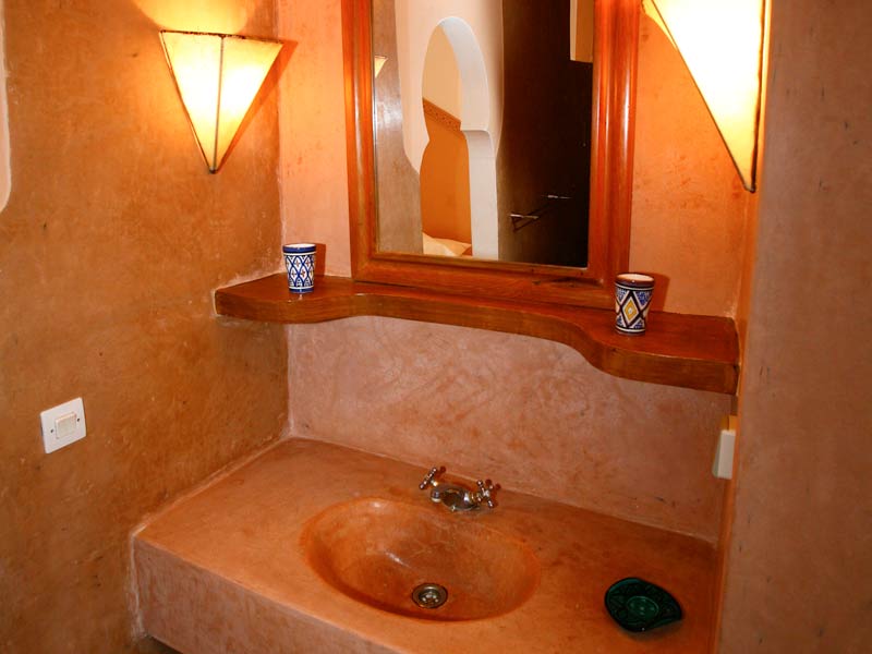 Fares Bathroom